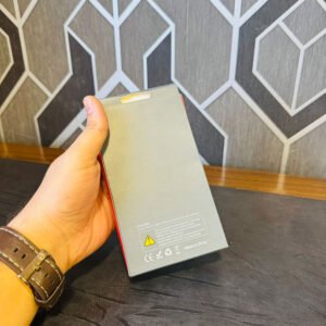 I8 Pro Max Smartwatch with 1.75-inch HD Display, Silicone Strap, IP67 Waterproof, and Health Tracking – Black Color